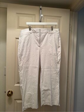 Lane Bryant White Cropped Straight-Leg Capris